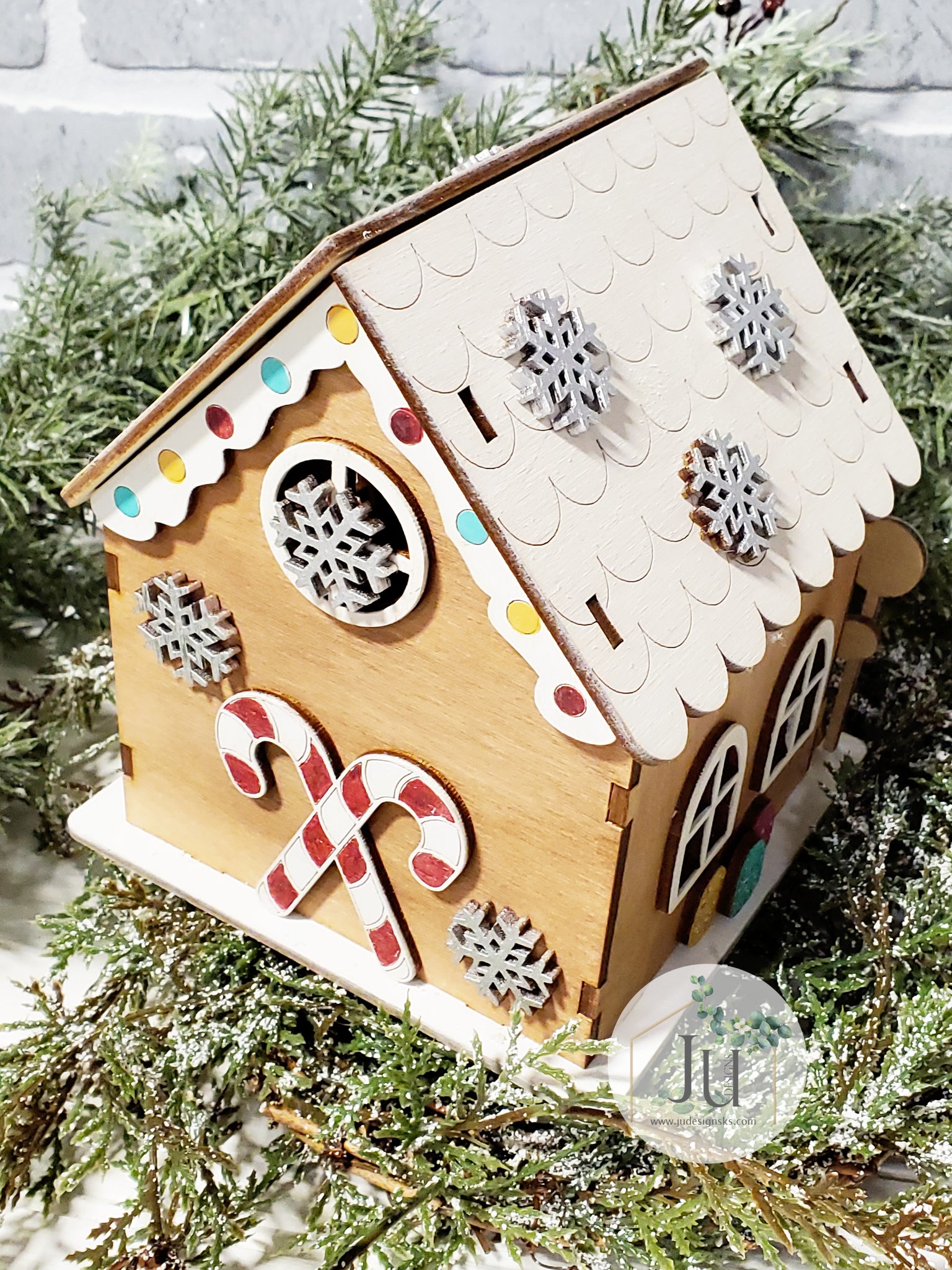 Wooden Embroidery Gingerbread House Kit - Meri Meri – Mudpie San